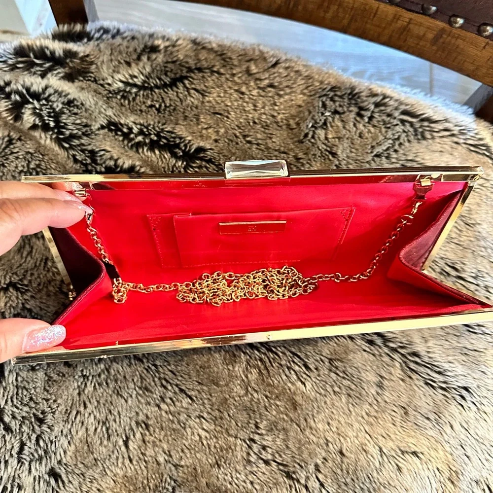 NWOT INC International Concepts Gemstone zombie Carolyn Red Clutch